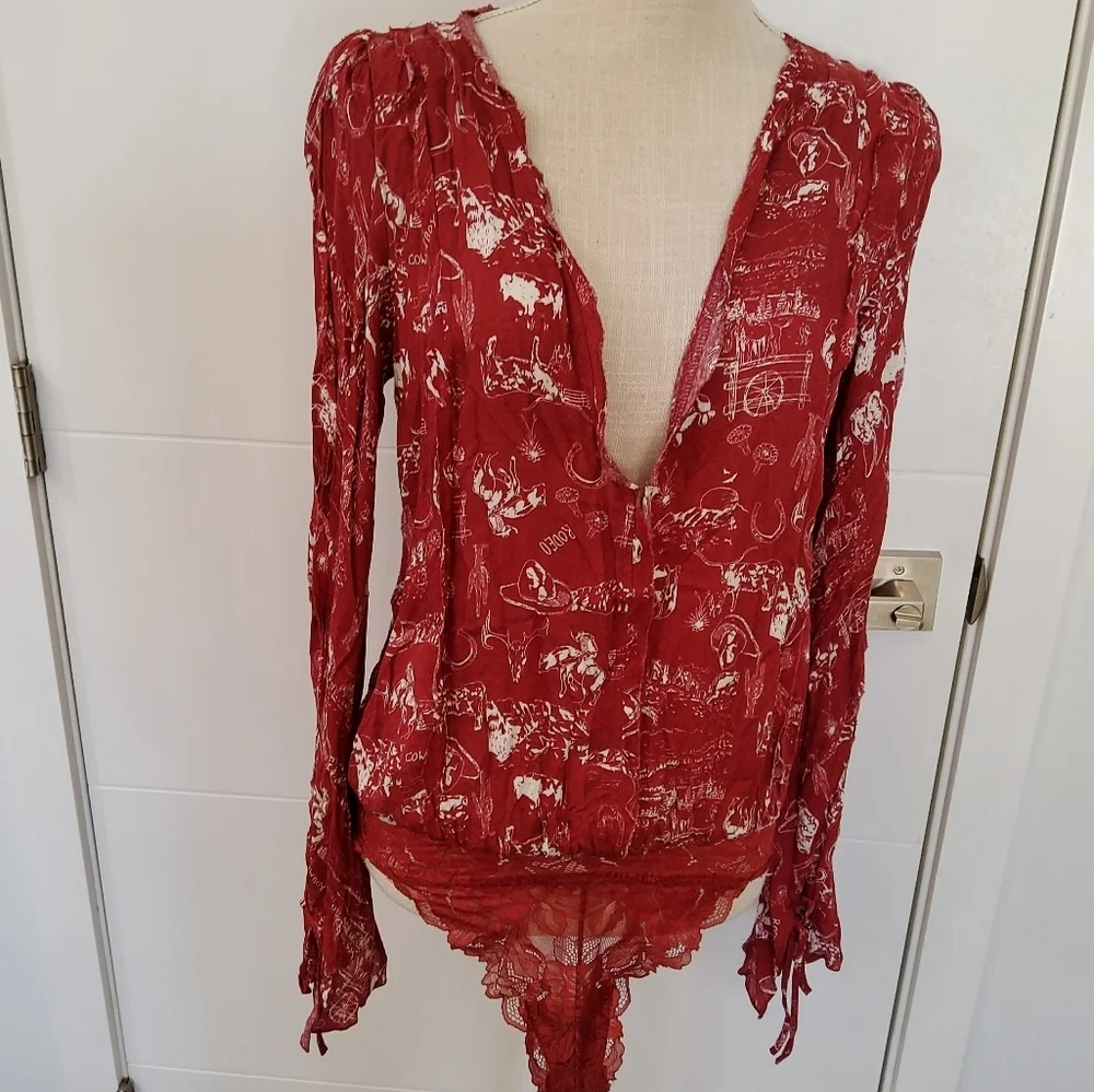 Free People Intemately Everything's Rosy Bodysuit Size XS